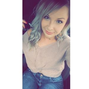 Meet your Posher, Brittany